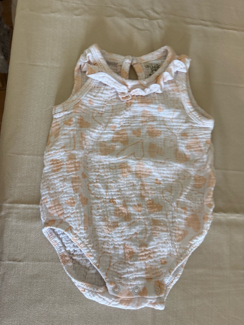 🛍CUTE LITTLE GIRLS ROMPER SIZE 6-9 MONTHS